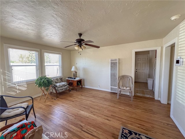 Detail Gallery Image 2 of 9 For 3977 Acre Ln, San Bernardino,  CA 92539 - 2 Beds | 1 Baths