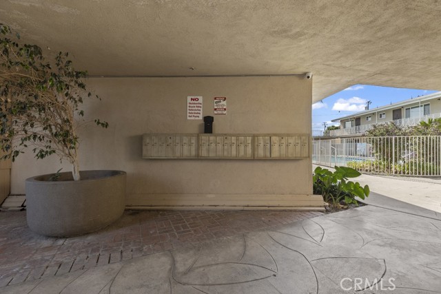 Detail Gallery Image 29 of 75 For 921 S Park Cir #4,  Anaheim,  CA 92804 - 2 Beds | 1 Baths