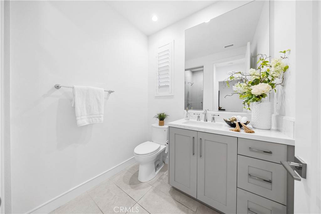 MLS #OC25246259 image #21