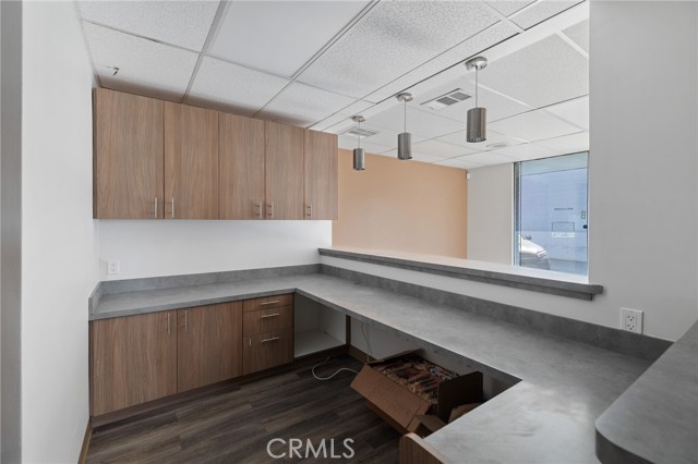 8719 Woodley Avenue, North Hills (los Angeles), California 91343, ,Commercial Lease,For Rent,8719 Woodley Avenue,CRSR25023132