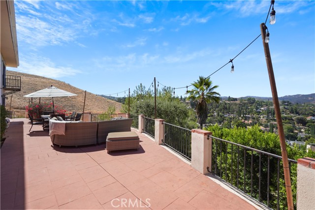 Detail Gallery Image 40 of 60 For 22628 Quinta Rd, Woodland Hills,  CA 91364 - 4 Beds | 2/1 Baths