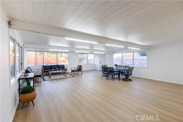 Detail Gallery Image 9 of 28 For 5245 N Mountain View, San Bernardino,  CA 92407 - 5 Beds | 2 Baths