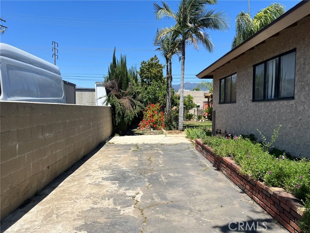 Detail Gallery Image 8 of 26 For 2137 Walnut St, La Verne,  CA 91750 - 5 Beds | 2 Baths