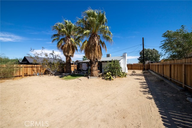 Detail Gallery Image 4 of 28 For 6443 Valley View St, Joshua Tree,  CA 92252 - 1 Beds | 1 Baths