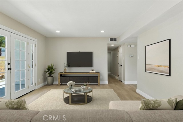 15195 Laguna Avenue, Lake Elsinore CA: https://media.crmls.org/medias/fc88f1cf-4950-4839-b414-91d71c48f78f.jpg