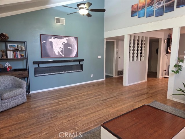 Detail Gallery Image 7 of 14 For 23344 Cedartown St, Newhall,  CA 91321 - 5 Beds | 3 Baths