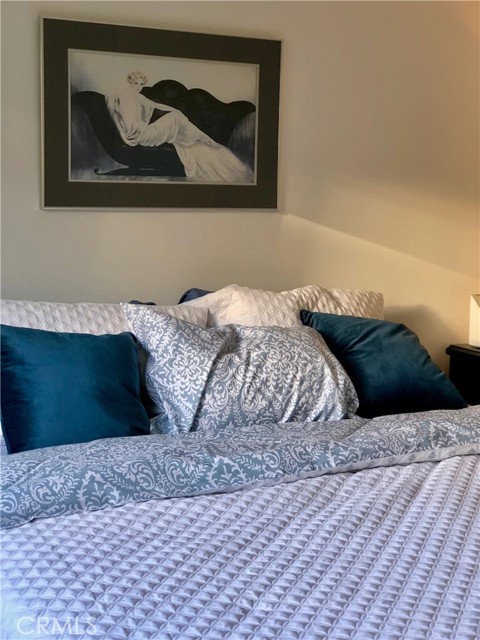 2324 Via Puerta, Laguna Woods CA: https://media.crmls.org/medias/fc891161-8462-4794-901c-7e309f9a3b93.jpg
