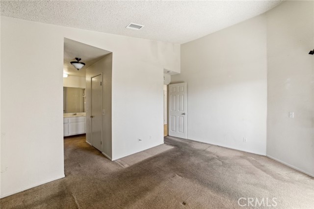 Detail Gallery Image 14 of 32 For 13898 Red Mahogany, Moreno Valley,  CA 92553 - 2 Beds | 2 Baths