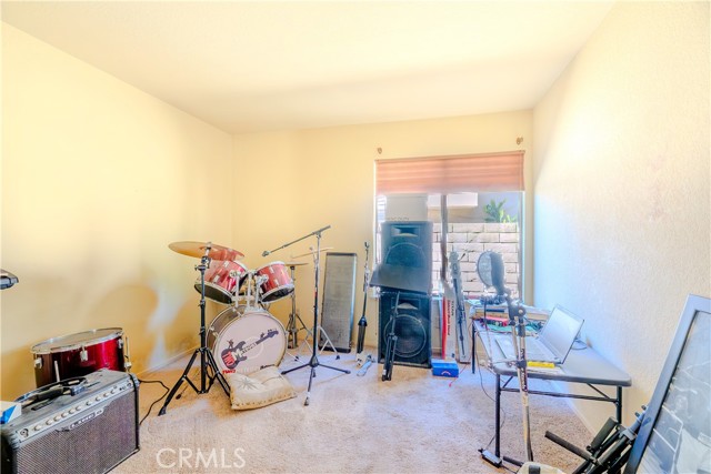 Detail Gallery Image 10 of 19 For 2667 Victoria Park, Riverside,  CA 92506 - 3 Beds | 2 Baths