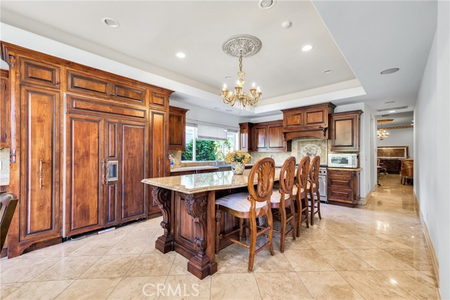 22349 Dolorosa Street, Woodland Hills CA: https://media.crmls.org/medias/fc89ef26-49a2-4346-9f22-c53c548501c9.jpg