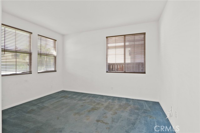 Detail Gallery Image 3 of 20 For 17384 Blue Ridge Ct, Riverside,  CA 92503 - 5 Beds | 2/2 Baths