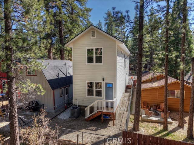 Detail Gallery Image 45 of 50 For 911 Sugarloaf, Big Bear City,  CA 92314 - 3 Beds | 3 Baths