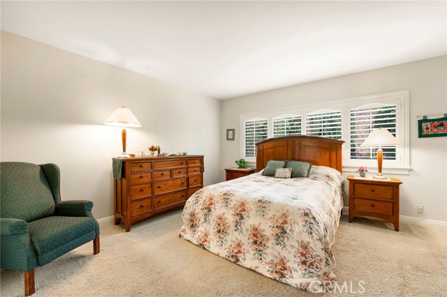 Image 16 of 34 For 26461 Via Lara