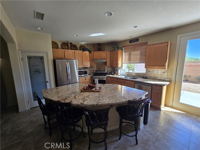 Detail Gallery Image 20 of 39 For 912 Anser Ln, Beaumont,  CA 92223 - 4 Beds | 2/1 Baths