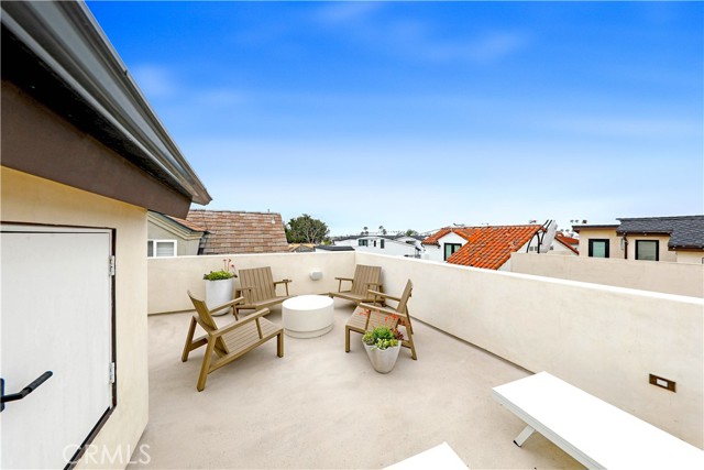 Detail Gallery Image 16 of 22 For 519 .5 Larkspur Ave, Corona Del Mar,  CA 92625 - 2 Beds | 2/1 Baths