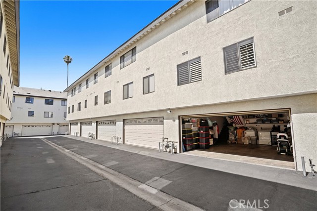 Detail Gallery Image 38 of 53 For 19355 Sherman Way #41,  Reseda,  CA 91335 - 2 Beds | 2/1 Baths