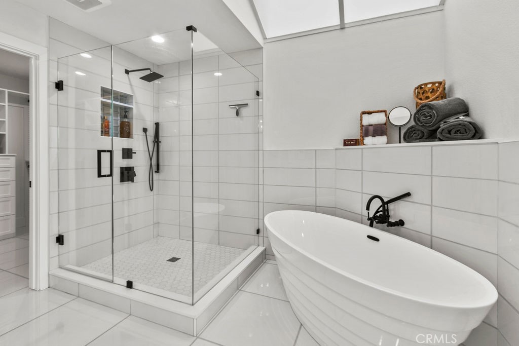 Fc8ce729 C2ed 4f7f Bf88 5515235fed0a