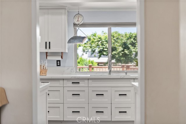 Detail Gallery Image 6 of 38 For 2619 S Castle Harbour Ave, Ontario,  CA 91761 - 4 Beds | 3/1 Baths