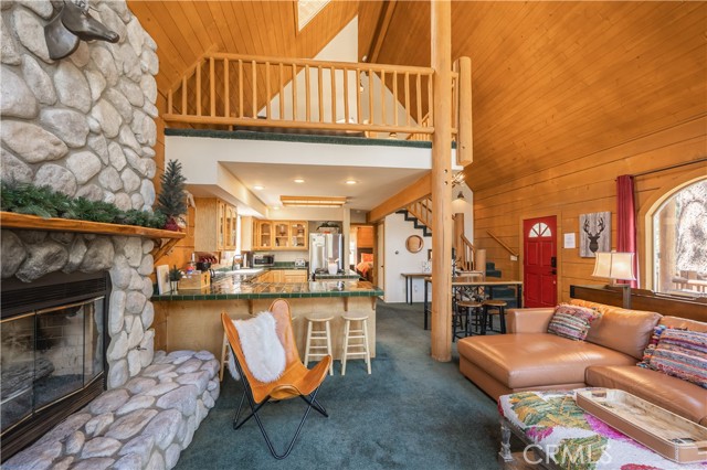 42816 Monterey Street, Big Bear Lake CA: https://media.crmls.org/medias/fc8e6d92-85a6-4367-8353-062a26f72a47.jpg