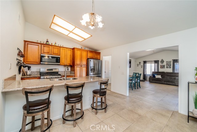 Detail Gallery Image 7 of 37 For 14564 Lilac Rd, Adelanto,  CA 92301 - 3 Beds | 2 Baths