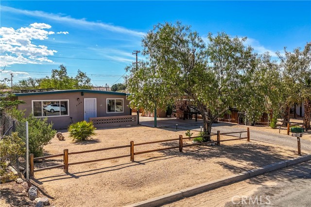 Detail Gallery Image 1 of 49 For 6590 El Rey Ave, Twentynine Palms,  CA 92277 - 2 Beds | 1 Baths