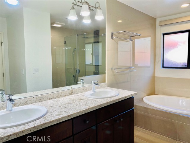 1207 Porto Grande, Diamond Bar CA: https://media.crmls.org/medias/fc90d026-a786-4b86-80f4-09f5062ce31e.jpg