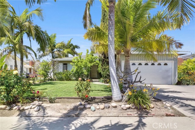 Detail Gallery Image 2 of 27 For 4301 Howard Ave, Los Alamitos,  CA 90720 - 3 Beds | 2 Baths