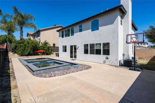 30461 Savoie Street, Murrieta CA: https://media.crmls.org/medias/fc912201-26e0-4d96-82dc-b8bae716c228.jpg