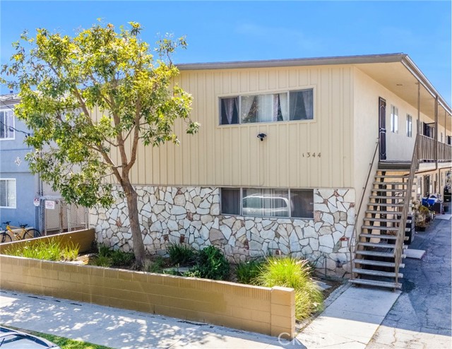 1344 W 225th Street, Torrance CA: https://media.crmls.org/medias/fc916275-2a8a-40de-b33d-590c1c531c56.jpg
