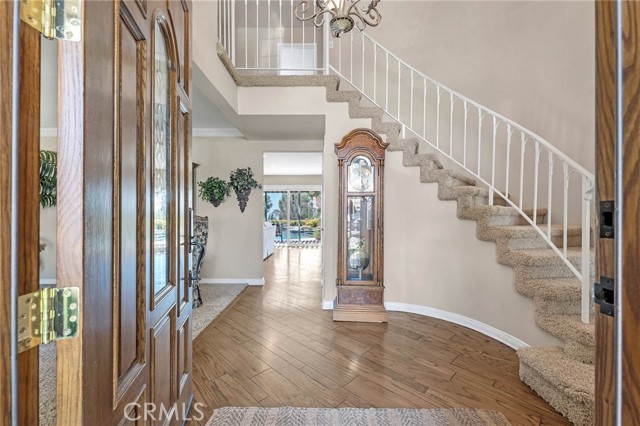 Detail Gallery Image 3 of 59 For 19350 Winged Foot Cir, Porter Ranch,  CA 91326 - 5 Beds | 4 Baths