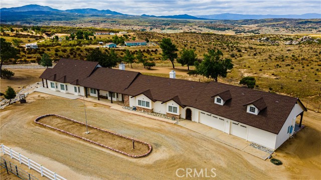 Detail Gallery Image 12 of 75 For 39725 Ivan Dr, Anza,  CA 92539 - 3 Beds | 3 Baths