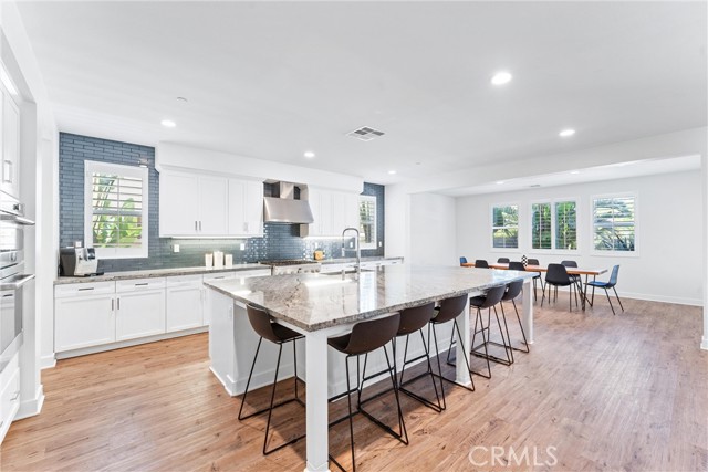 Image 8 of 51 For 17150 Vita Way