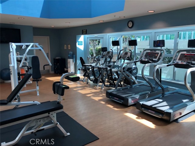 3131 Michelson Drive, Irvine CA: https://media.crmls.org/medias/fc94385e-720f-4d41-974b-c80a5934f822.jpg