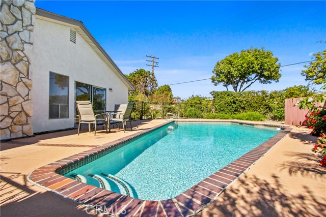 9451 Harcourt Circle, Huntington Beach CA: https://media.crmls.org/medias/fc94843e-ab95-4846-a542-69610d252dec.jpg