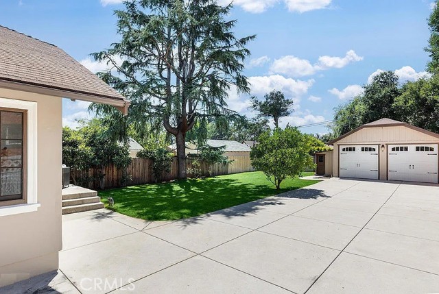 Detail Gallery Image 28 of 30 For 977 N Hill Ave, Pasadena,  CA 91104 - 3 Beds | 2 Baths