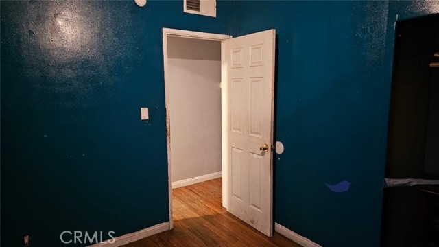 Detail Gallery Image 9 of 15 For 2321 Sandy Ln, Bakersfield,  CA 93306 - 3 Beds | 1/1 Baths