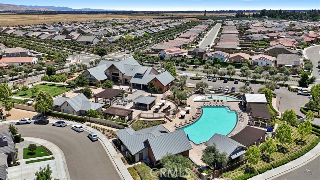 Detail Gallery Image 48 of 49 For 680 S Meridian Ave, Madera,  CA 93636 - 4 Beds | 3/1 Baths