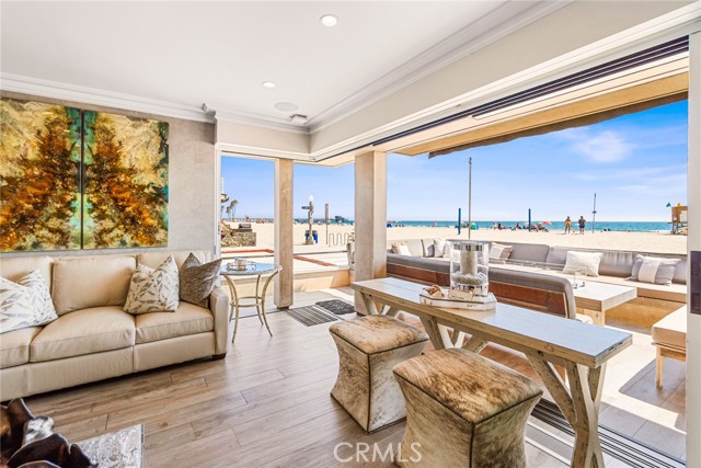 2800 W Oceanfront, Newport Beach, California 92663, 4 Bedrooms Bedrooms, ,4 BathroomsBathrooms,Residential Lease,For Rent,2800 W Oceanfront,CRPW23160907