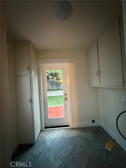 Detail Gallery Image 8 of 31 For 1645 21st St, Manhattan Beach,  CA 90266 - 3 Beds | 1 Baths