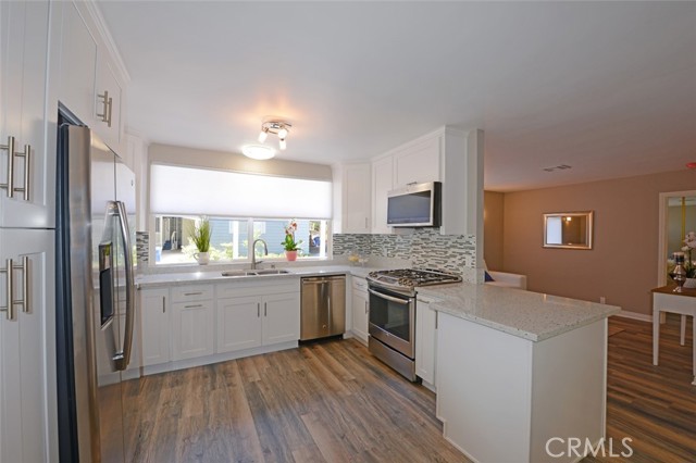 Detail Gallery Image 24 of 73 For 84 Sherwood Dr, Westlake Village,  CA 91361 - 3 Beds | 2 Baths