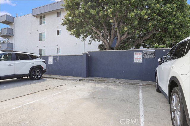 Detail Gallery Image 30 of 31 For 1321 Beryl St #101,  Redondo Beach,  CA 90277 - 3 Beds | 2/1 Baths