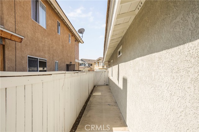 Detail Gallery Image 30 of 37 For 13500 Sutter Ct, Fontana,  CA 92336 - 3 Beds | 2 Baths