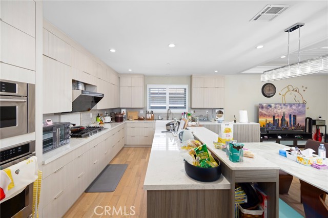 4938 Willmonte Avenue, Temple City CA: https://media.crmls.org/medias/fc97ee6f-4e61-4c60-be63-39e39a64c063.jpg