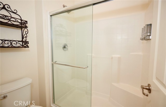 4049 Running Oak Lane, San Bernardino CA: https://media.crmls.org/medias/fc983202-b2c2-4c6d-b8f2-4d6e4b2ad2f3.jpg