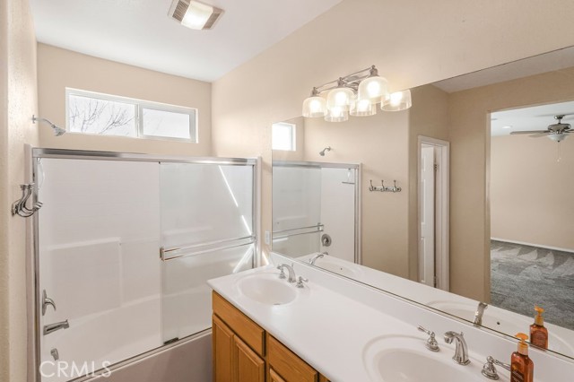 Detail Gallery Image 24 of 35 For 8466 Hoover Ct, Oak Hills,  CA 92344 - 3 Beds | 2 Baths