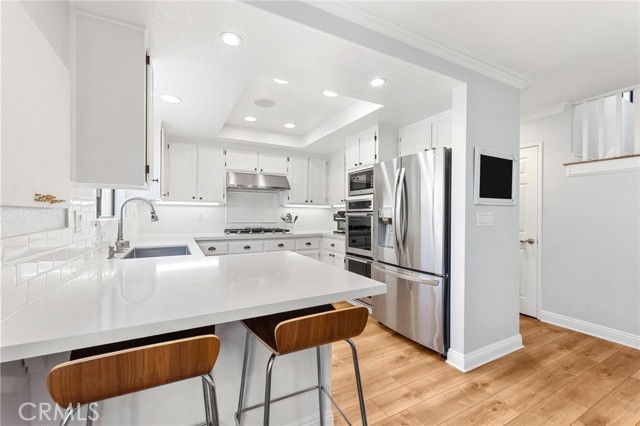 2007 Dufour Avenue, Redondo Beach CA: https://media.crmls.org/medias/fc9833d3-0b7c-4bd9-ac08-ca2a0e7a7d3e.jpg