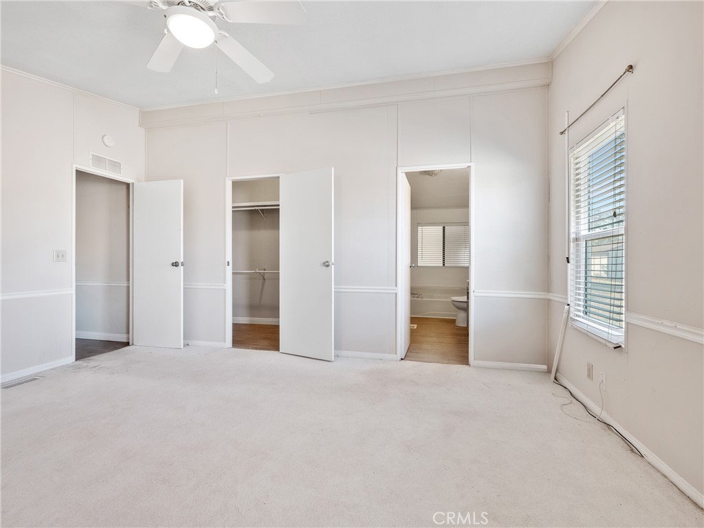 https://media.crmls.org/medias/fc986166-92cc-4169-a4ca-828310376509.jpg?preset=X-Large