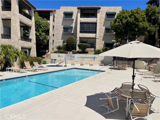 Detail Gallery Image 29 of 29 For 2522 Clairemont Dr #203,  San Diego,  CA 92117 - 2 Beds | 2 Baths