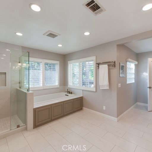 Fc98c0da E5ff 46f9 9d8c Cd4725849b70