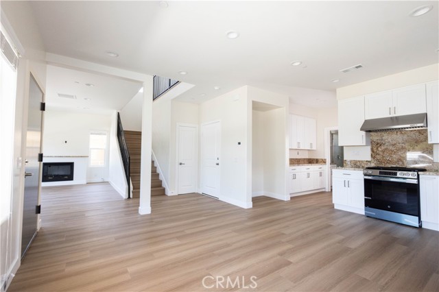 Image 12 of 25 For 1042 San Juan Street